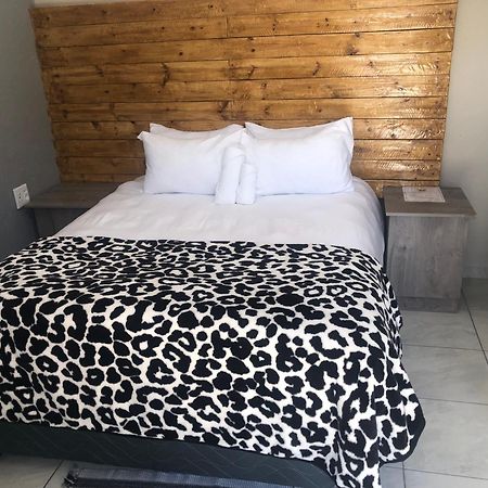 The Nest Overnight And Accommodation Usakos Esterno foto