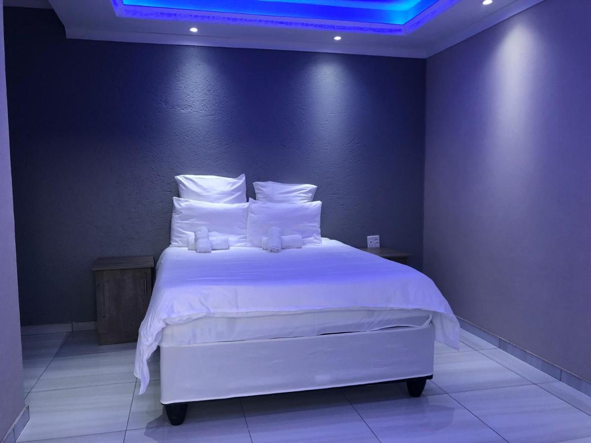 The Nest Overnight And Accommodation Usakos Esterno foto