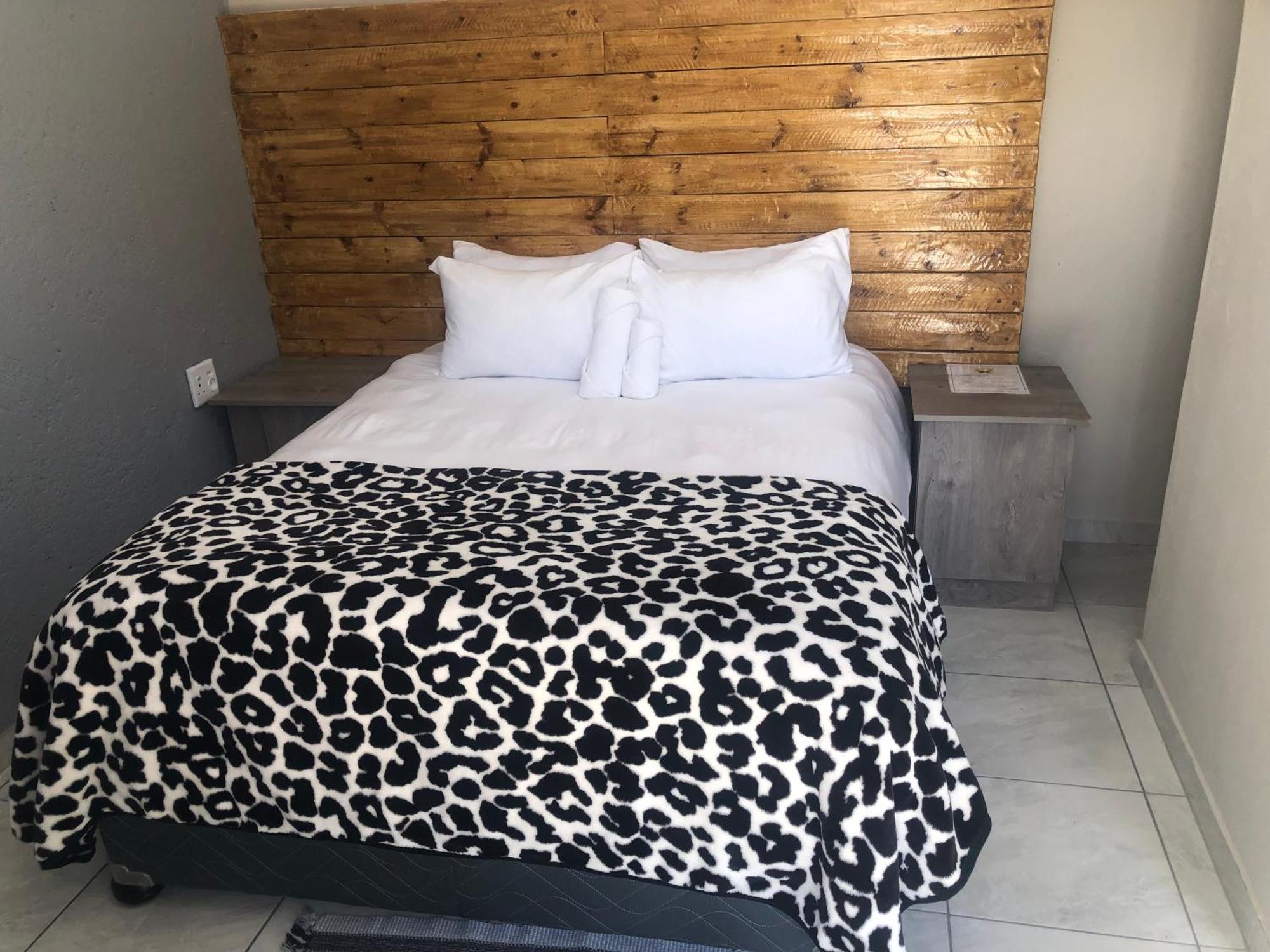 The Nest Overnight And Accommodation Usakos Esterno foto